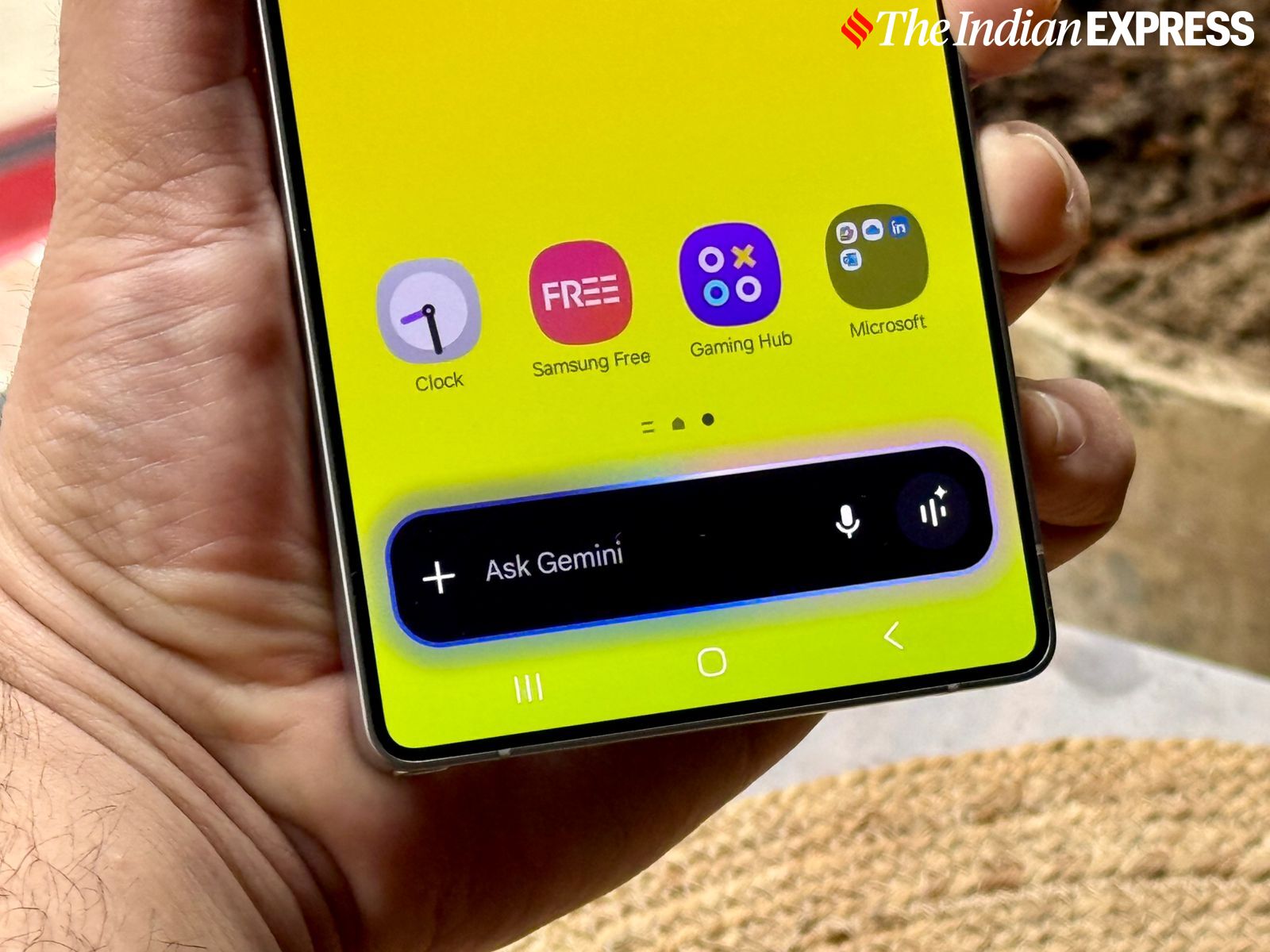 Samsung Galaxy S25 Ultra review.