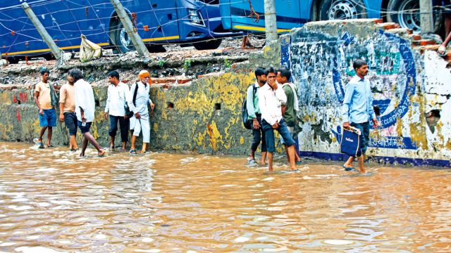 desilting drains, delhi desilting drains, desilting delhi drains, Delhi Irrigation and Flood Control, Navin Kumar Choudhary, National Green Tribunal (NGT), delhi news, India news, Indian express, current affairs