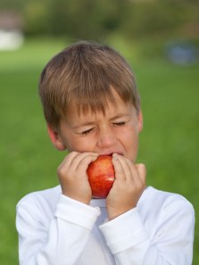 The surprising health benefits of eating apples