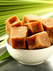 The surprising benefits of jaggery over refined sugar