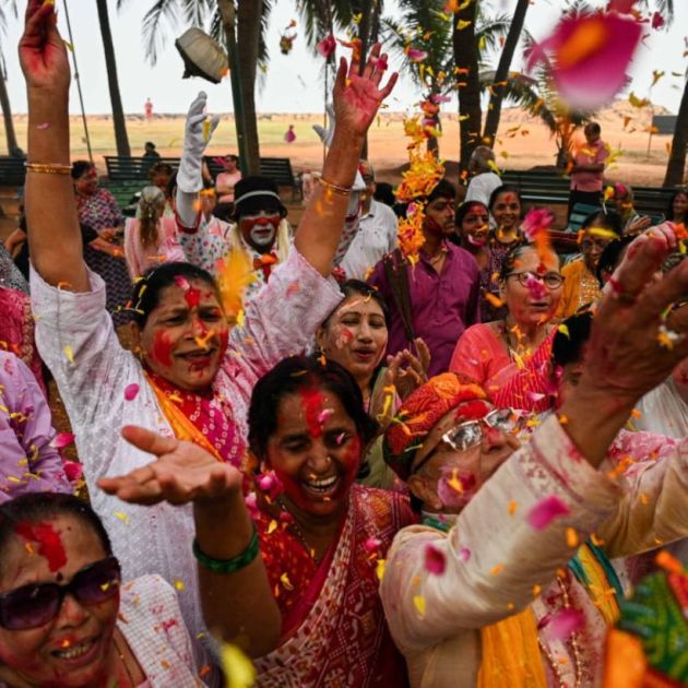 Holi also marks the end of the winter season and the beginning of the harvest season. It is a time to pray for fertility and prosperity, particularly for farmers seeking a good crop yield.