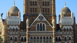 The BMC has initiated a drive to address unauthorised hawkers in high-footfall zones. (Express Archive/Amit Chakravarty)