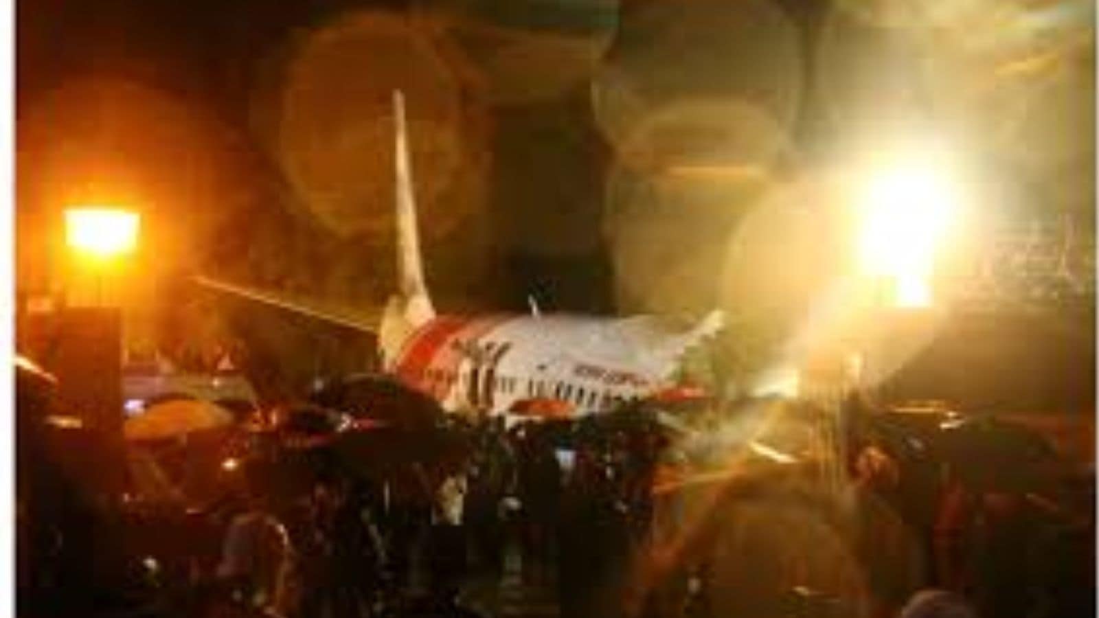 Six dead after Honduras plane crashed into the water after takeoff