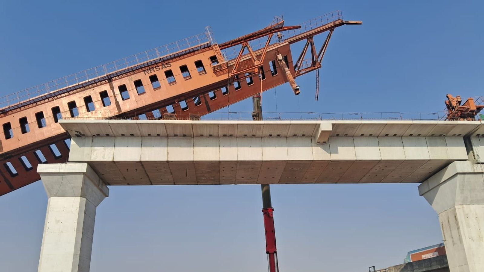 Girder collapse