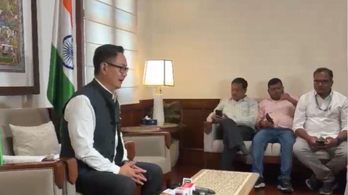 Without naming Shivakumar, Rijiju said the statements were "extremely serious”.