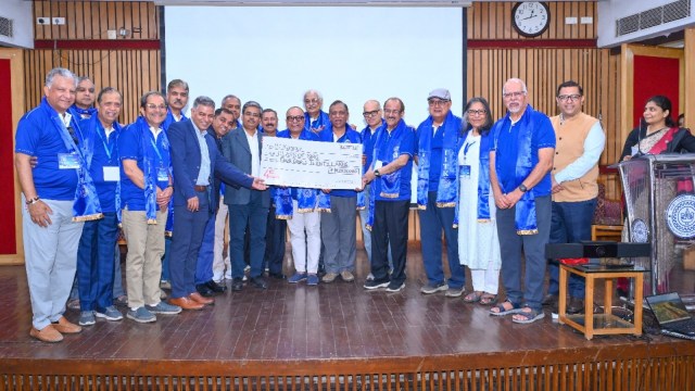 The donation was announced during their 45th-year reunion held between March 2 and 4. As many as 63 alumni were present during the reunion