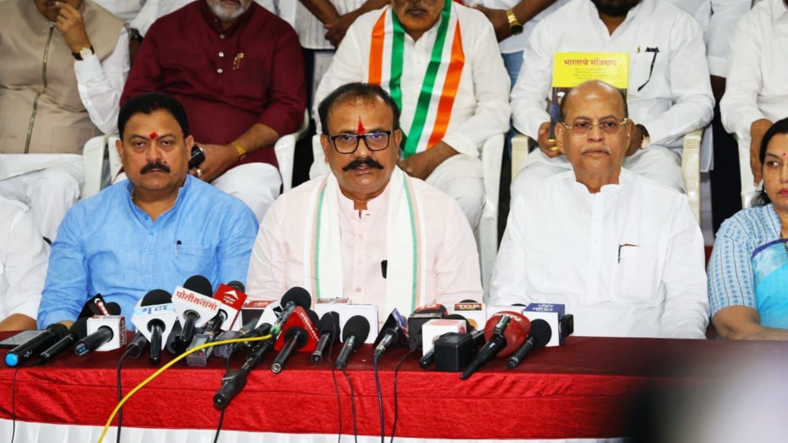 Congress Reaffirms Uddhav Thackeray Alliance, Rules Out Zilla Parishad Tie-Up with Ajit Pawar's NCP