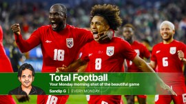 Panama's Adalberto Carrasquilla Alcazar, right, celebrates with Cecilio Waterman Ruiz after scoring a penalty against Mexico during the first half of a CONCACAF Nations League final soccer match Sunday, March 23, 2025, in Inglewood. (AP Photo)