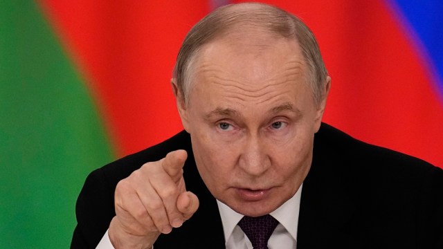 Putin sets out strings of conditions for Ukraine ceasefire plan ...