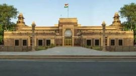 In the Padmesh Mishra case, regarding the objection over lack of 10 years’ experience, the Rajasthan High Court had said that this requirement “has not been held as an essential and mandatory prerequisite for appointment of Additional Advocate Generals.”