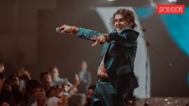 The incident happened during Sonu Nigam's performance at DTU's Engifest 2025 when sections of the crowd began pelting stones and bottles at the stage.