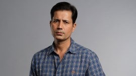 Sumeet Vyas_SAANP SEEDHI Sumeet Vyas, Sumeet Vyas theatre, Indian theatre