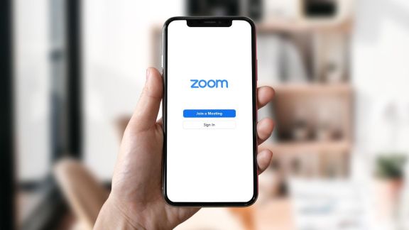 Zoom is expanding access to AI agents (via its AI Companion) to its Zoom Business Services.
