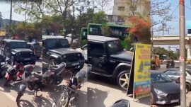 A screengrab of the incident in Noida's Sector 16.