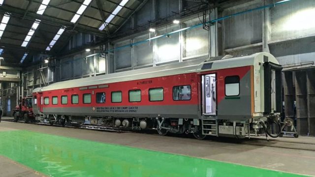 Railways Urged to Revamp AC Fares for Better Revenue