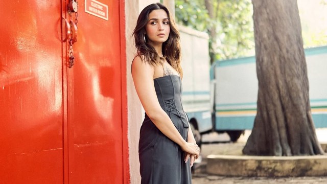 Bollywood actress Alia Bhatt opens up about her ADHD and anxiety diagnosis on Jay Shetty’s podcast. She explains her symptoms, why she avoids medication, and how she actively manages her condition.