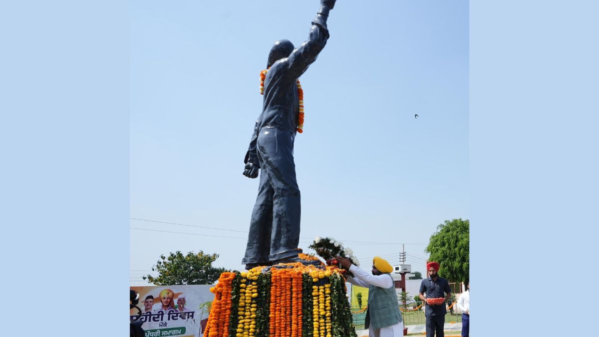 Bhagwant Mann pays tribute to Shaheed Bhagat Singh at Khatkar Kalan on Sunday. (Express Photo)