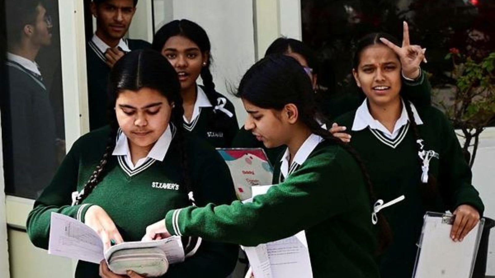 Cbse Board 2025 Exam What Was The Difficulty Level Of Class 10 Math Paper What Students Cbse Board 2025 Exam What Was The Difficulty Level Of Class 10 Math Paper What Students