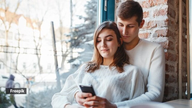 floodlighting is a new dating trend