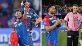 Ashutosh Sharma mimicked KP's famous 'switch hit' and pointed his bat towards the mentor who was getting hugged by other DC team members around him. (BCCI)