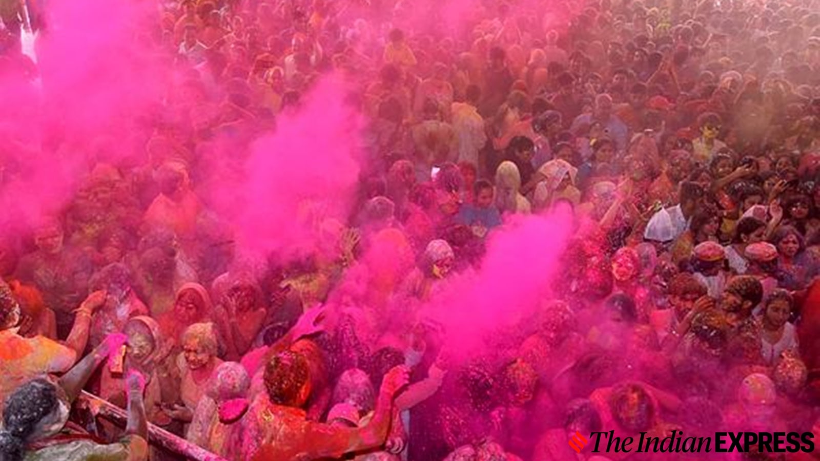 On this day, people visit friends and family, play with coloured powder and coloured water, and indulge themselves with sweets and delectable food. Source: Express Photo by Rohit Jain Paras