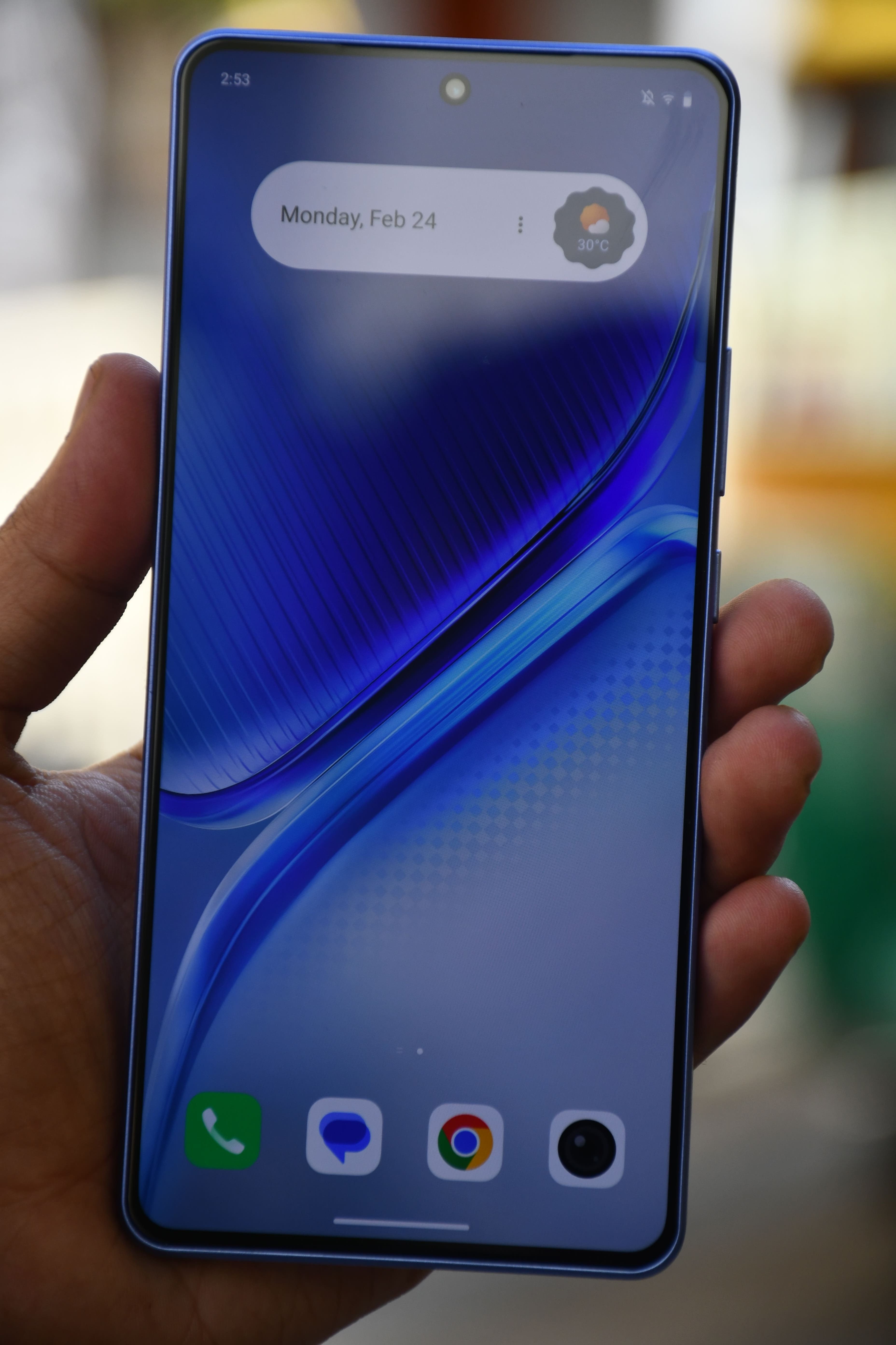iQOO Neo 10R review.