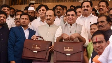 maharashtra budget session live updates