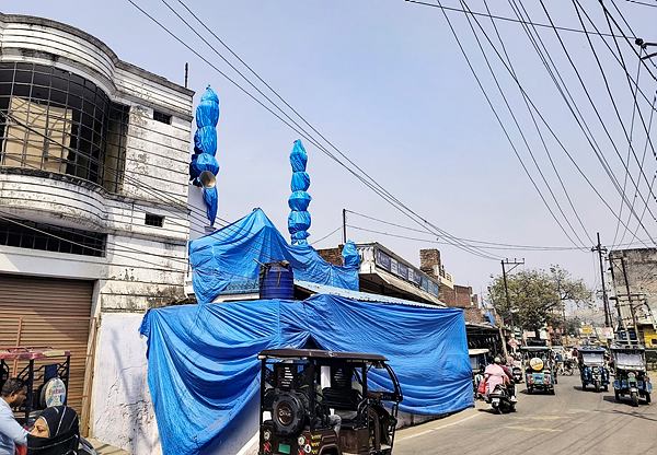 On Holi eve, mosques covered, sensitive zones fortified in UP | Lucknow  News - The Indian Express