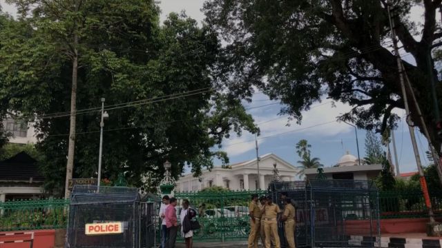 In Thrissur, police arrested three youths, including two brothers, who were allegedly supplying synthetic drugs from a rented house under Nedupuzha police limits. (Representational Image)