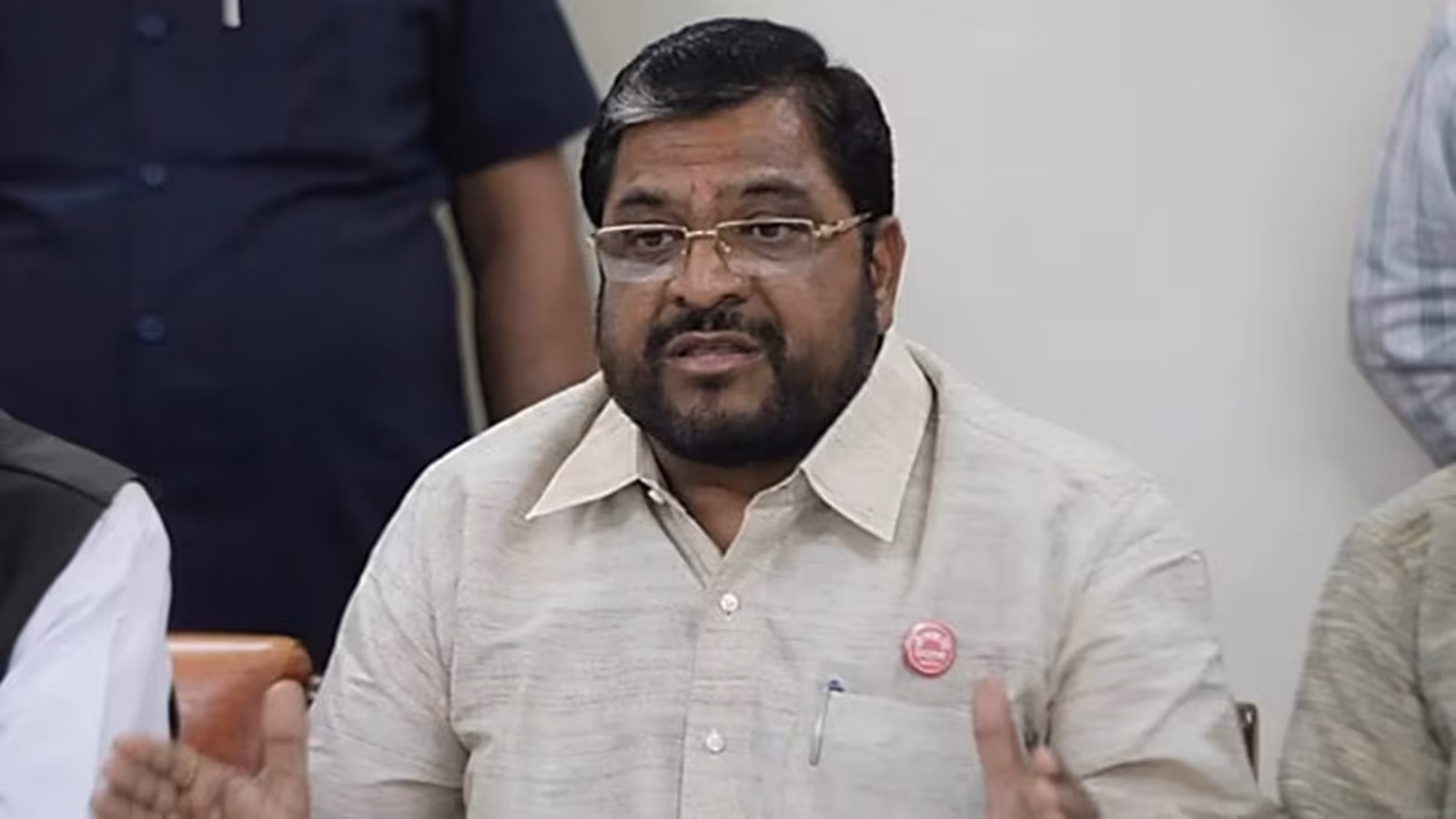 raju shetti, farmer leader, pune, ration scam,