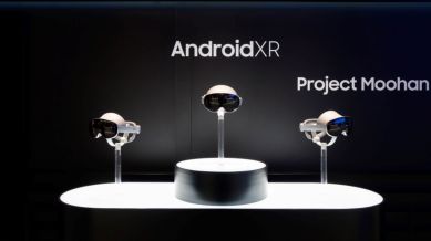Samsung XR headset.