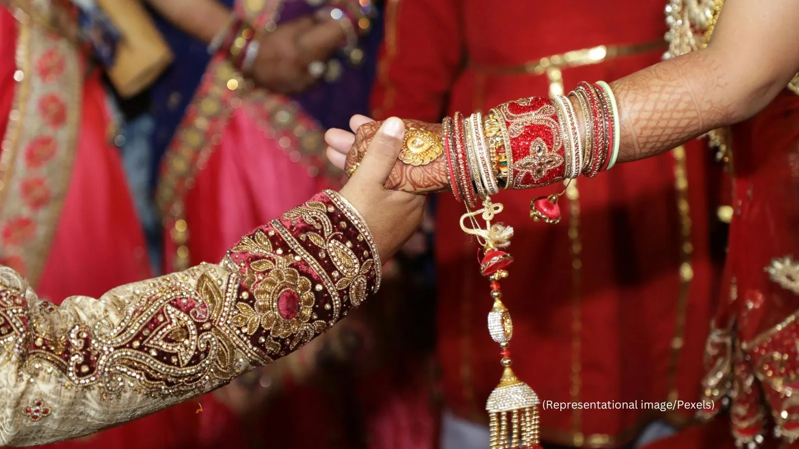 una poor daughters wedding, una temple wedding help, indian express