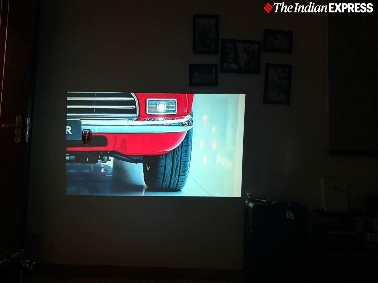Yaber V5 projector.