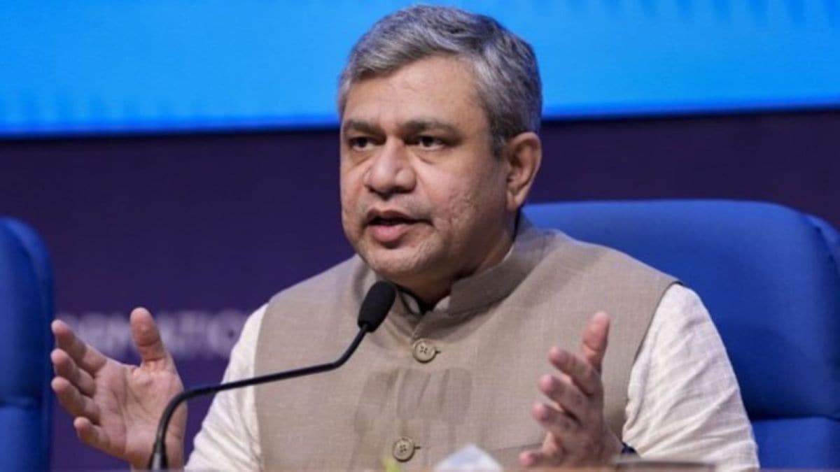 Pause, review, repeal RTI-destroying amendment: Cong to Ashwini Vaishnaw