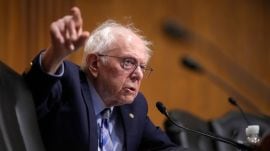 Bernie sanders China Tariff Trump