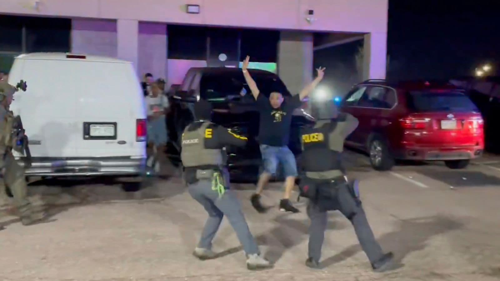 More than 100 immigrants detained at an illegal after-hours nightclub in Colorado | World News More than 100 immigrants detained at an illegal after-hours nightclub in Colorado | World News