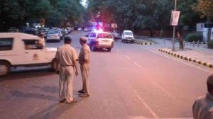 Speeding car carries cop on bonnet in Delhi; cop injured