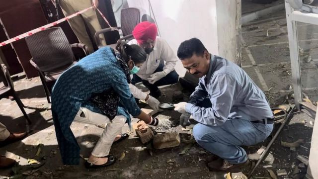 Manpreet Singh, Deputy Commissioner of Police, reached the spot, and forensic teams were called in to assist with the investigation.