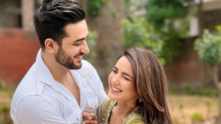 Jasmin Bhasin on her relationship with Aly Goni