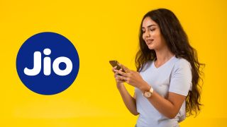 Most Jio recharge plans offer access to the JioTV app. (Image: FreePik)