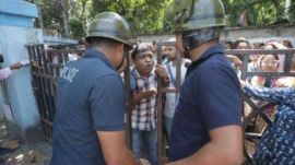 kolkata police, teachers protest