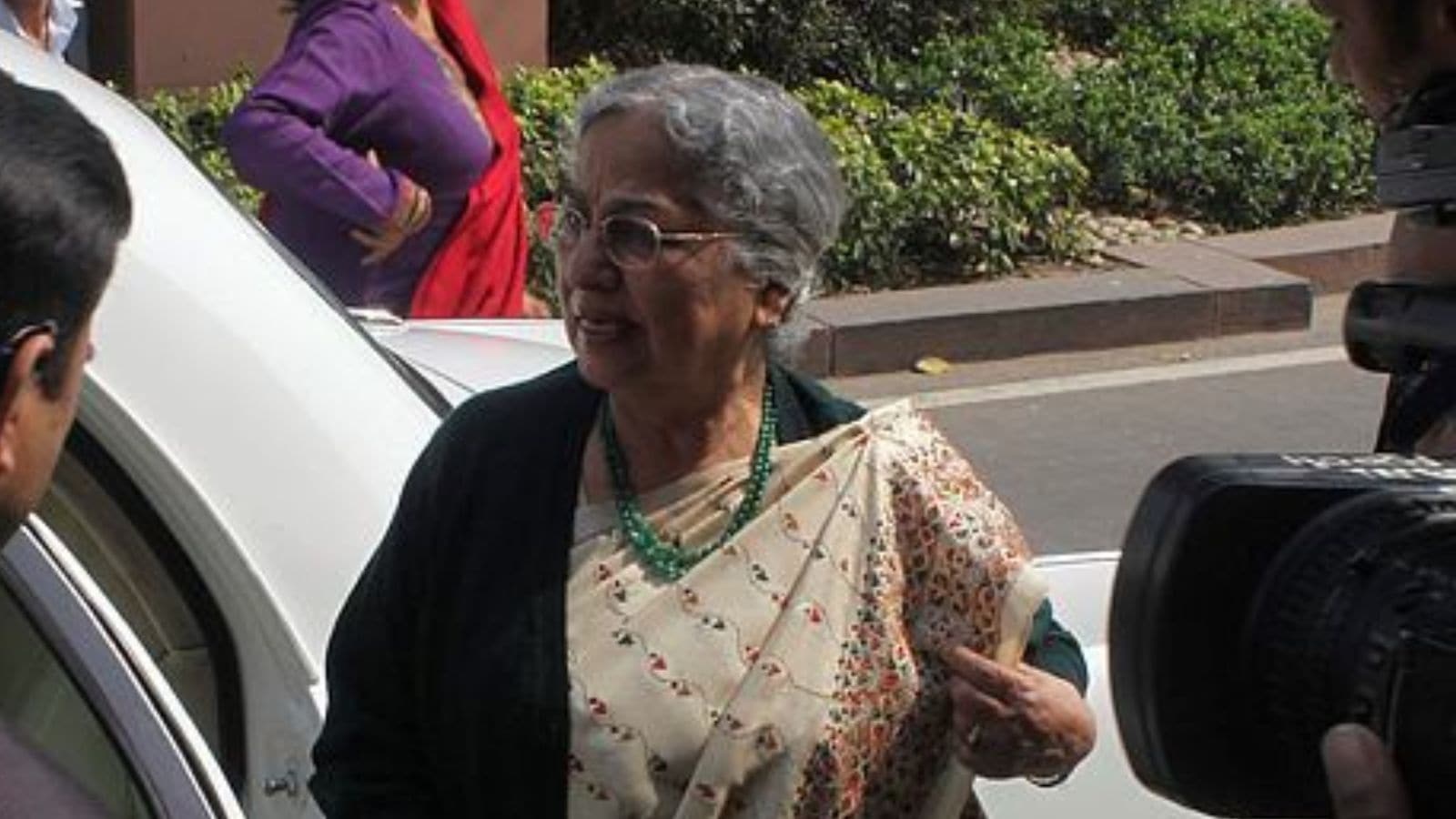 Z-plus to Z: MHA scales down security for wife of Manmohan Singh