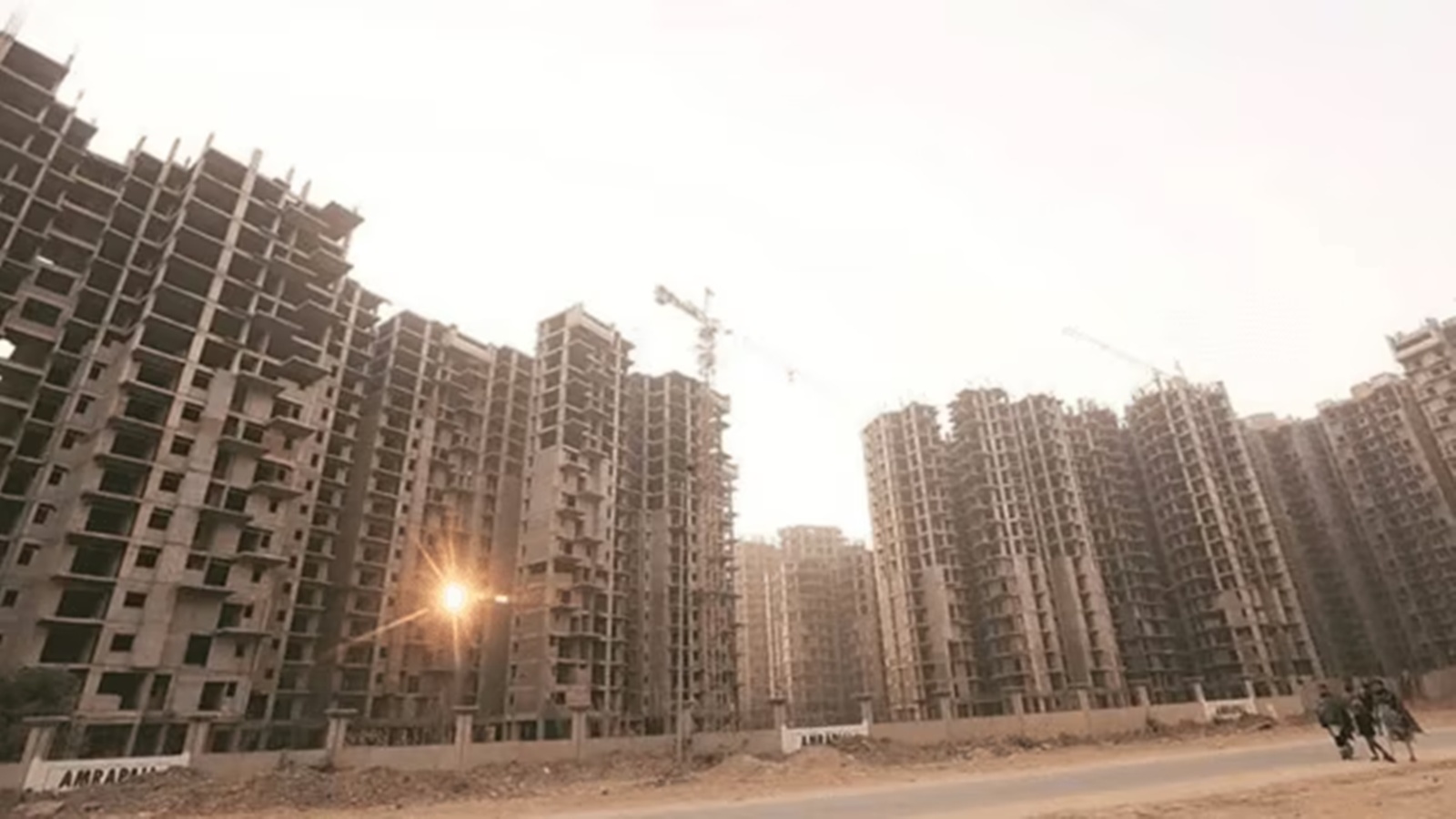 Bombay HC seeks response of state, BMC, MPCB to PIL seeking population ...