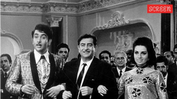 Randhir Kapoor was asked to travel in a bus by father Raj Kapoor