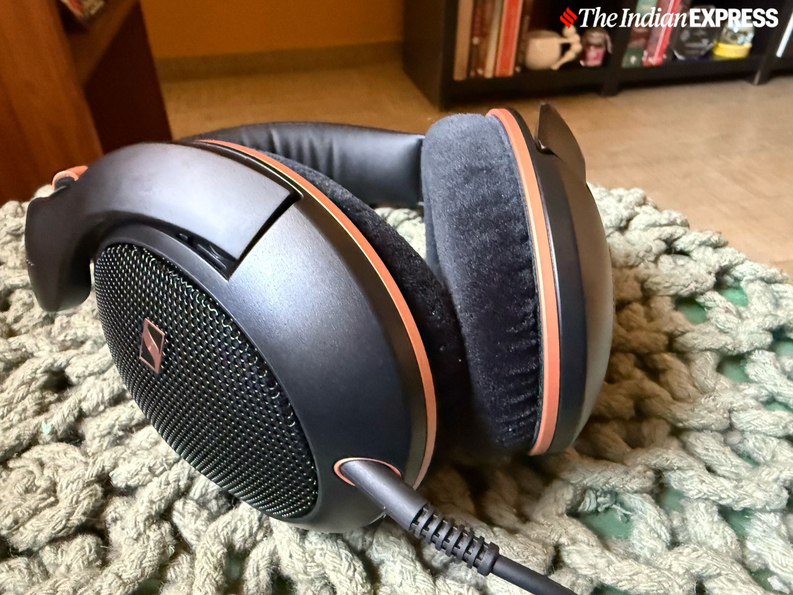 Sennheiser HD505 review.