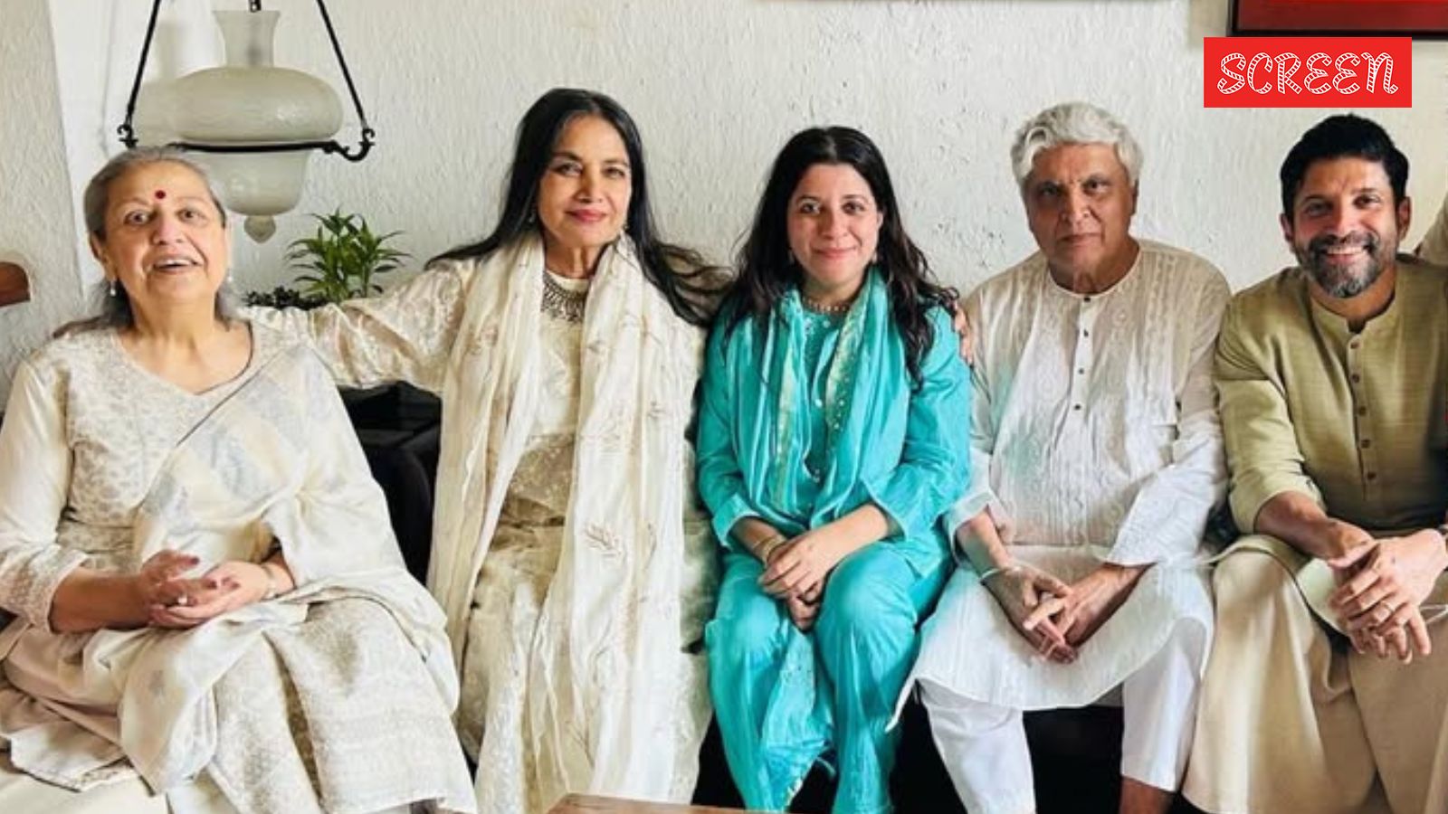 Shabana Azmi says people ‘flung mud’ at her for marrying Javed Akhtar: ‘I stamped over Honey Irani’s rights for my own happiness’ | Bollywood News Shabana Azmi says people ‘flung mud’ at her for marrying Javed Akhtar: ‘I stamped over Honey Irani’s rights for my own happiness’ | Bollywood News