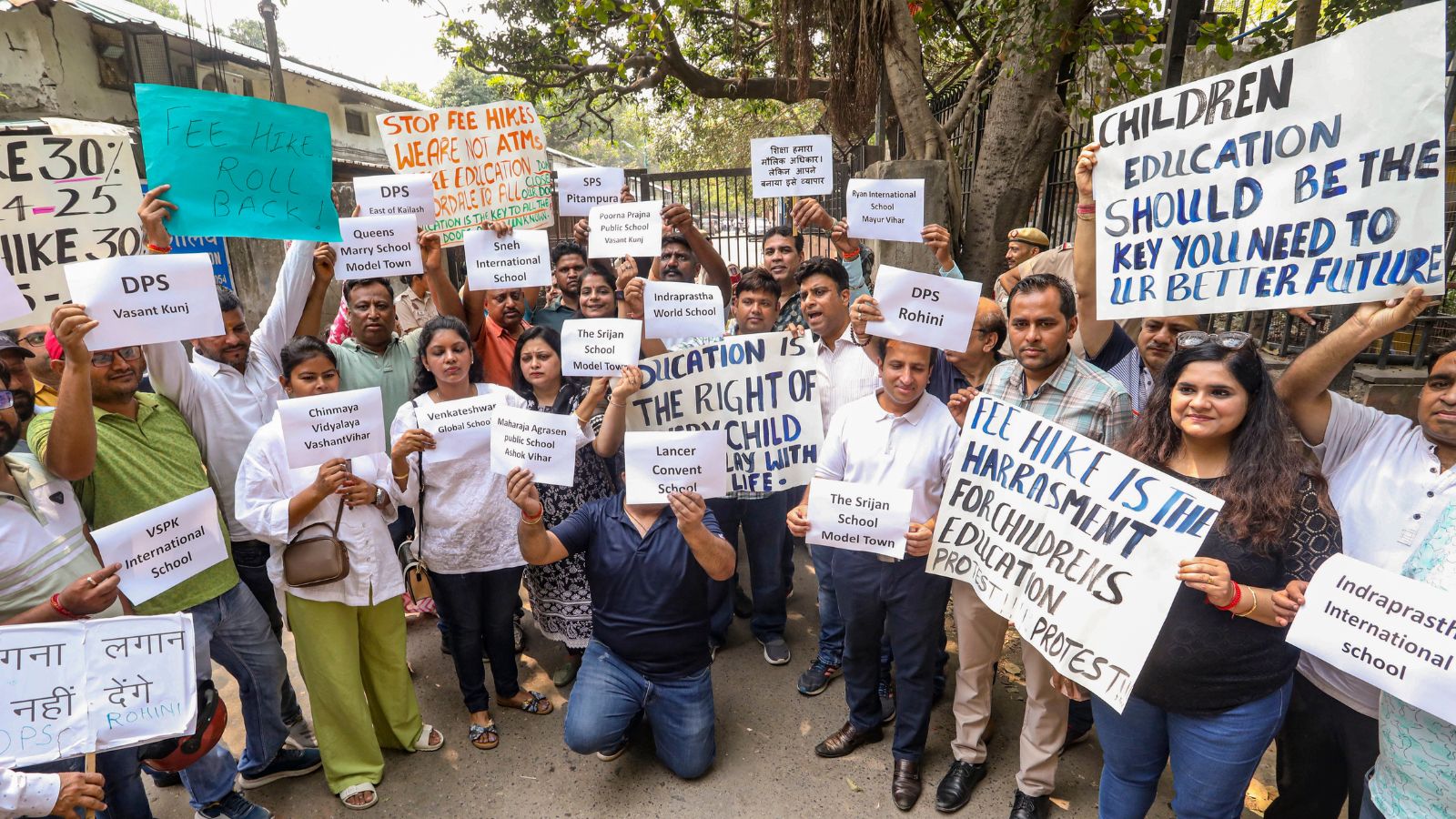 Parents protest against Delhi government for not sharing draft of fee regulation ordinance