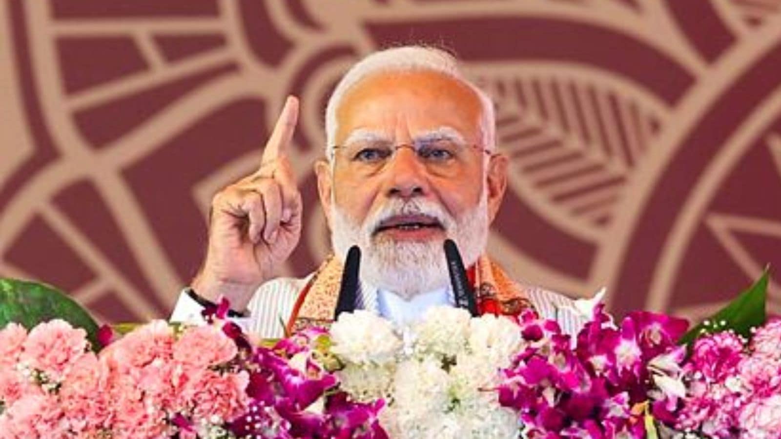 Varanasi ‘gangrape’ case: PM tells police to take swift, stringent action