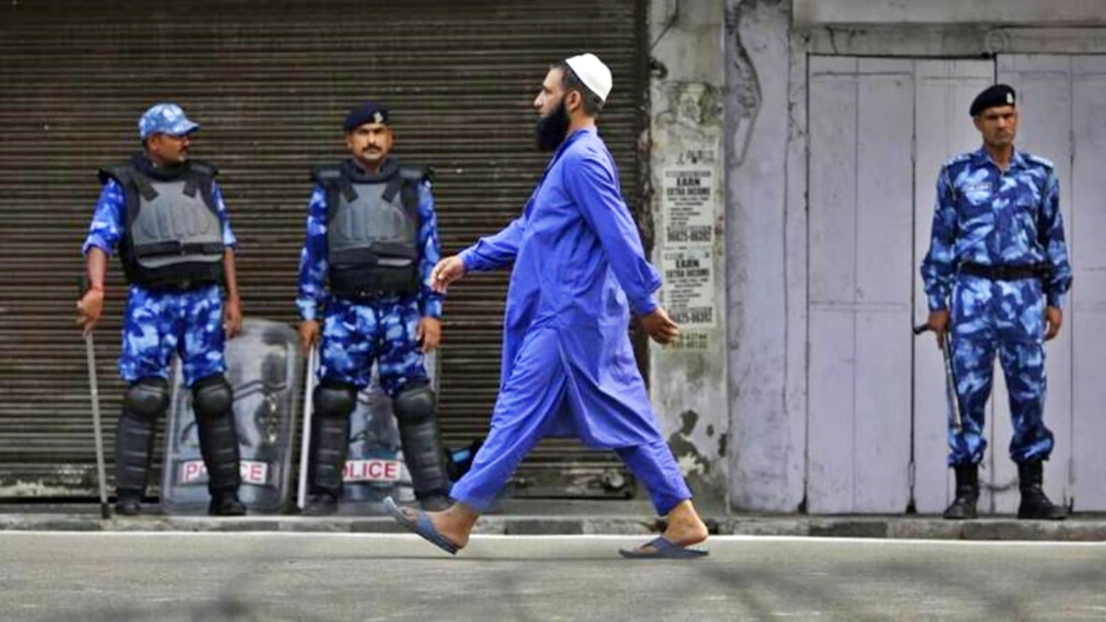 domicile certificates, Waheed ur Rehman Para, Jammu and Kashmir government, Jammu and Kashmir domicile certificates, Jammu and Kashmir Constitution, Indian express news, current affairs