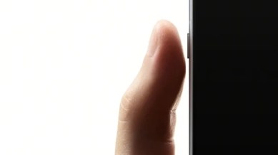 OnePlus 13T.